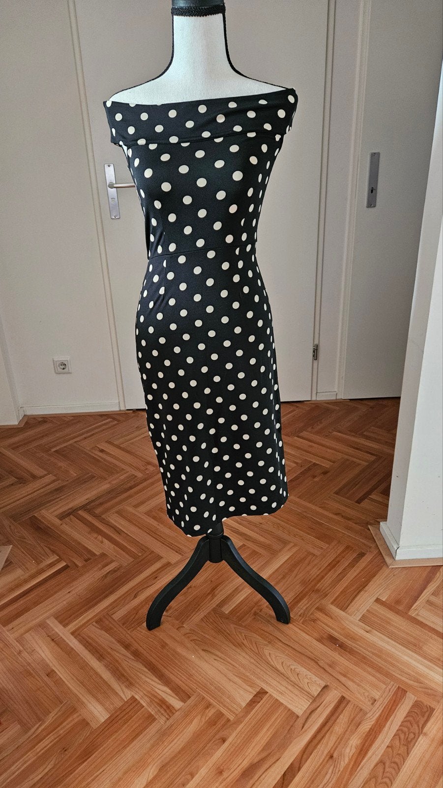 King Louie Polkadot Jurk Zwart/Crème - Nieuw, Kleding | Dames, Zwart, Nieuw, Ophalen of Verzenden, Knielengte