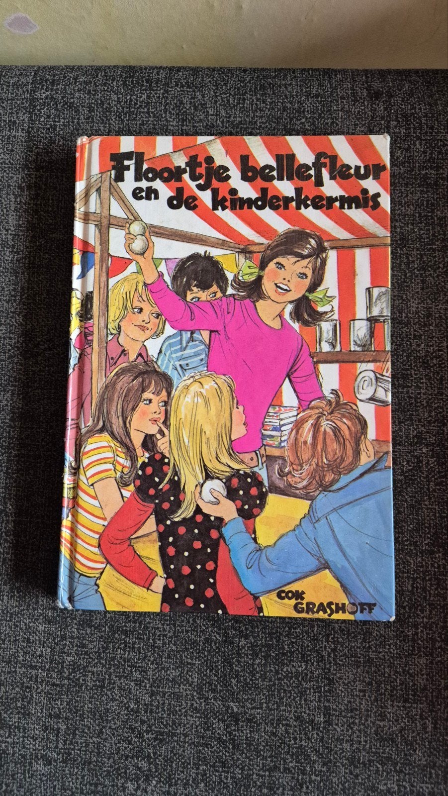 Floortje Bellefleur en de Kinderkermis - Onbeschadigd Boek, Ophalen of Verzenden, Zo goed als nieuw, Cok Grashoff, Fictie algemeen