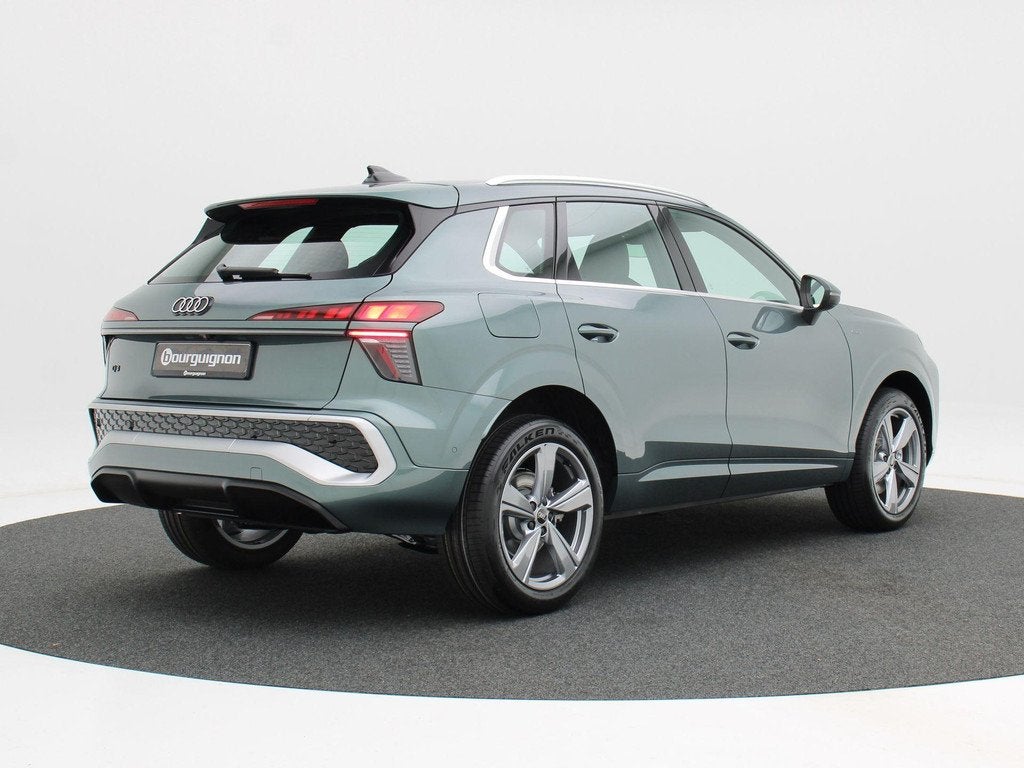 Audi Q3 e-hybrid | S edition | 272 PK Hatchback | 19 inch |, Auto's, Audi, 1800 kg, 1498 cc, 4 cilinders, Bedrijf