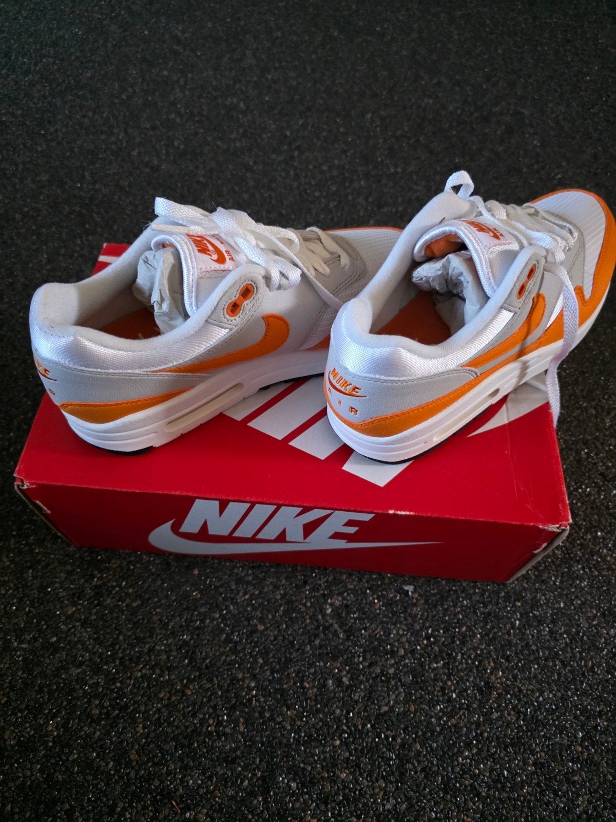 Nieuwe Nike sneakers maat 39 - Inclusief doos, Ophalen of Verzenden