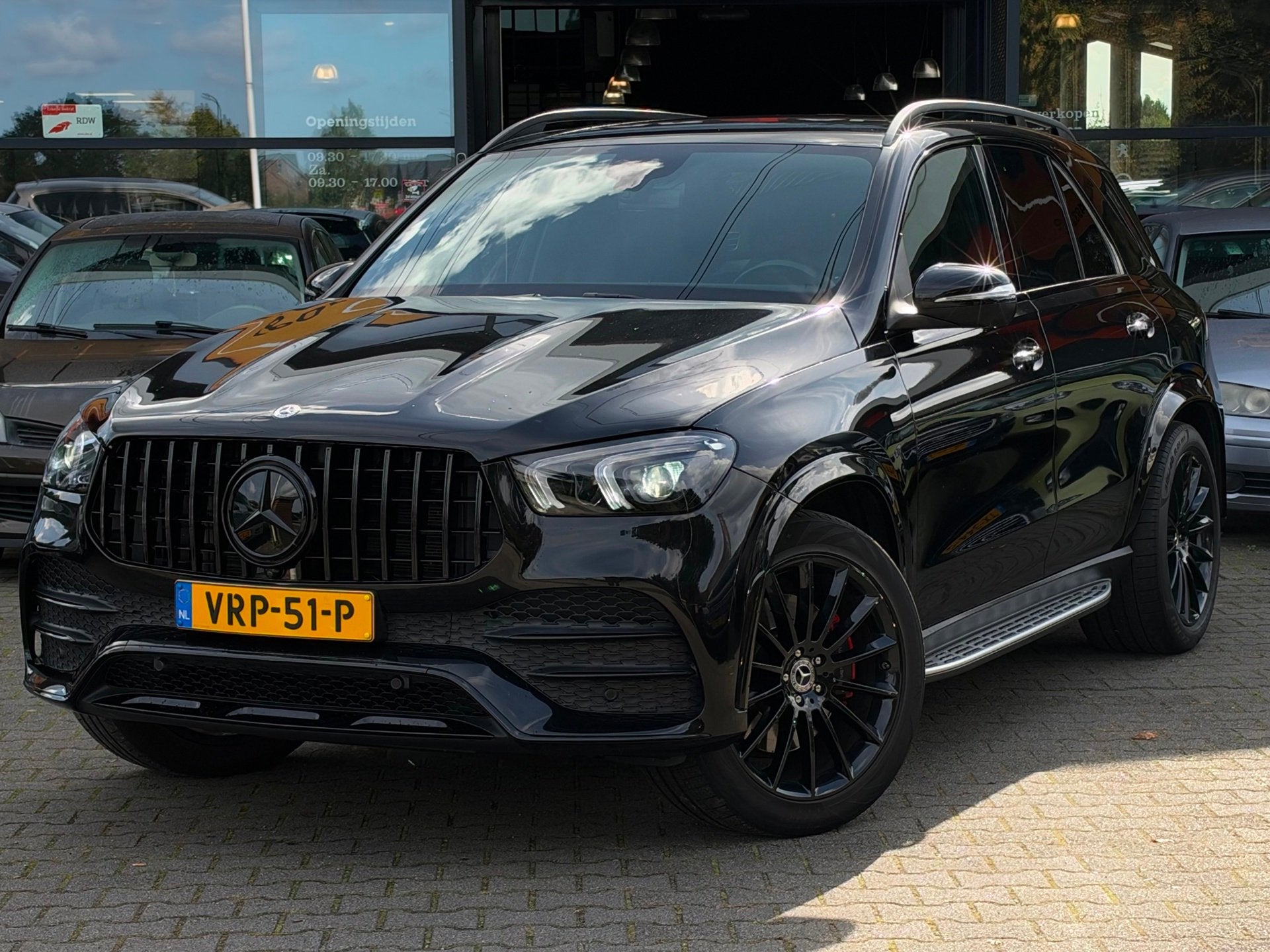 Mercedes-Benz GLE 400 D 4MATIC 63s PAKKET/GRIJS KENTEKEN/NAP, Auto's, Automaat, 2925 cc, Zwart, Bedrijf
