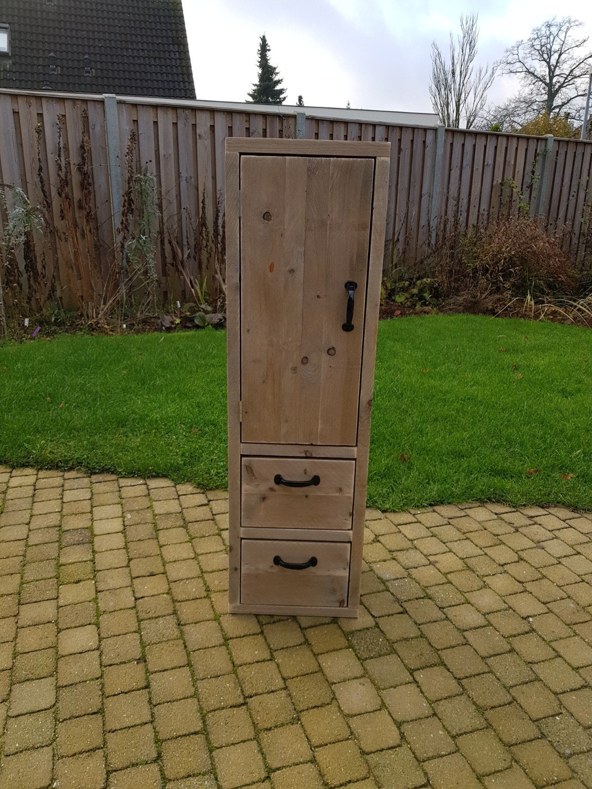 Lage badkamer kastje, Ophalen, Nieuw