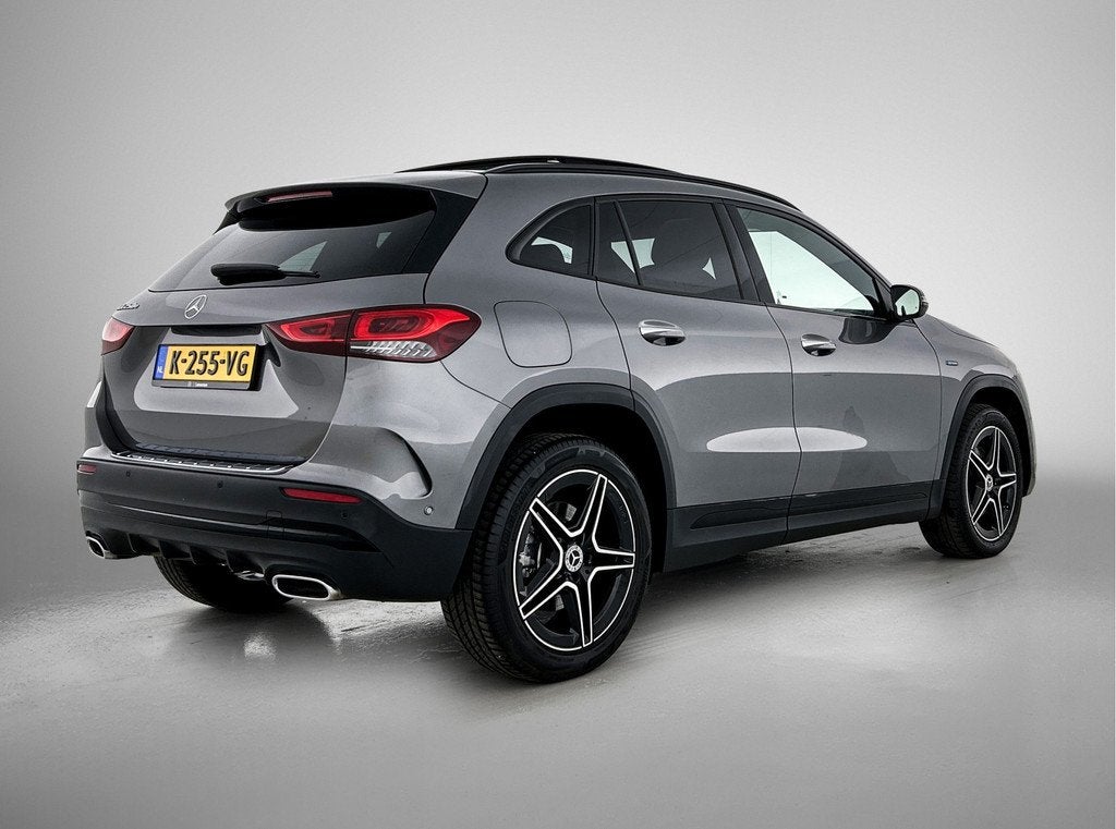 Mercedes-Benz GLA 250 e AMG Nightpakket | Panoramadak | Dist, 12 maanden, 15 kWh, Automatische klimaatregeling, Bedrijf