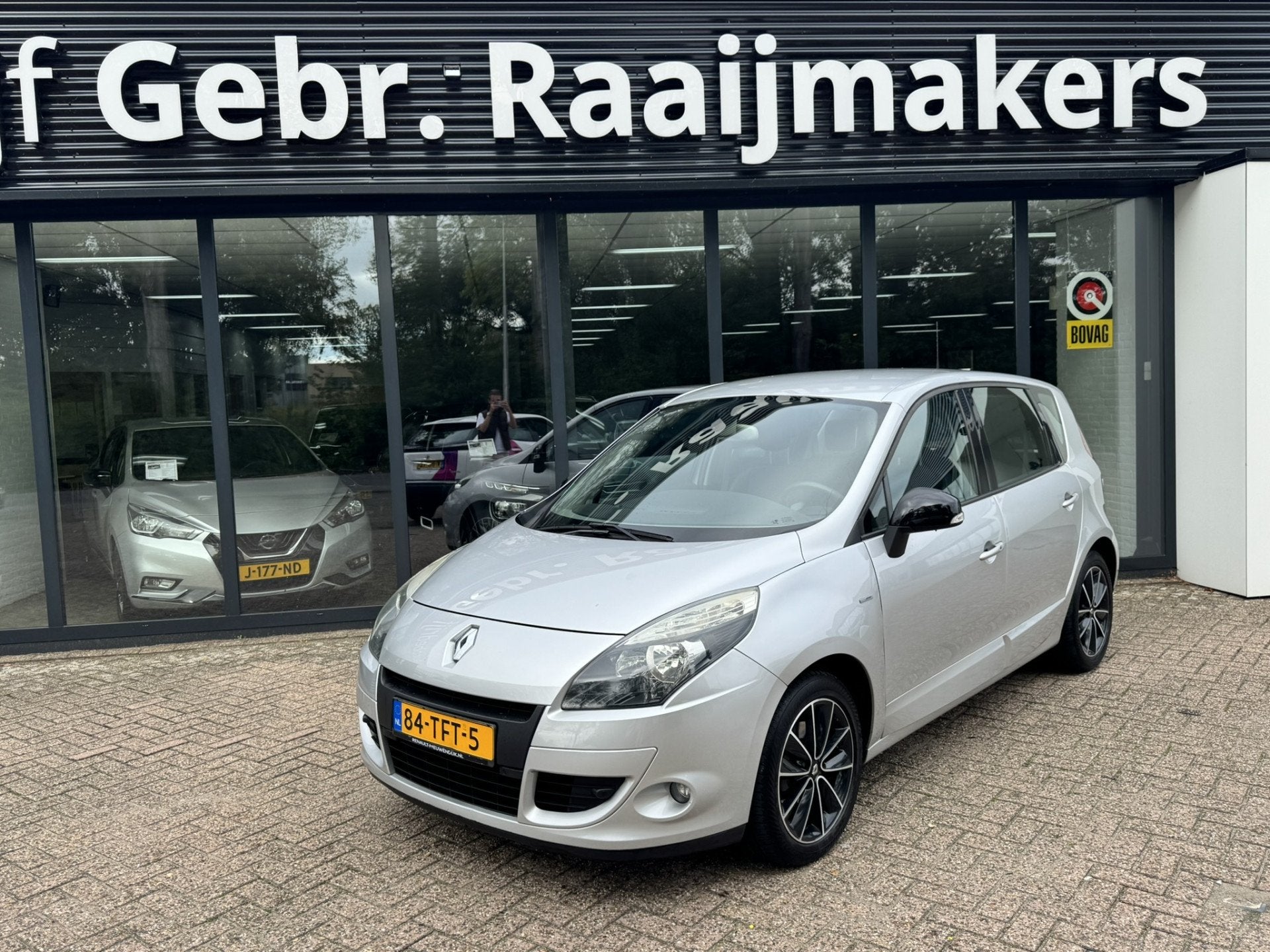 Renault Scénic 1.5 dCi Bose*Navi*Camera*ECC*EXPORT/EX.BPM*, Auto's, Euro 5, Gebruikt, Origineel Nederlands, Bedrijf