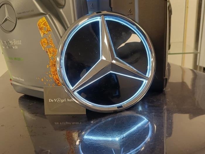Embleem van een Mercedes GLA, -, Nieuw, Ophalen of Verzenden, -