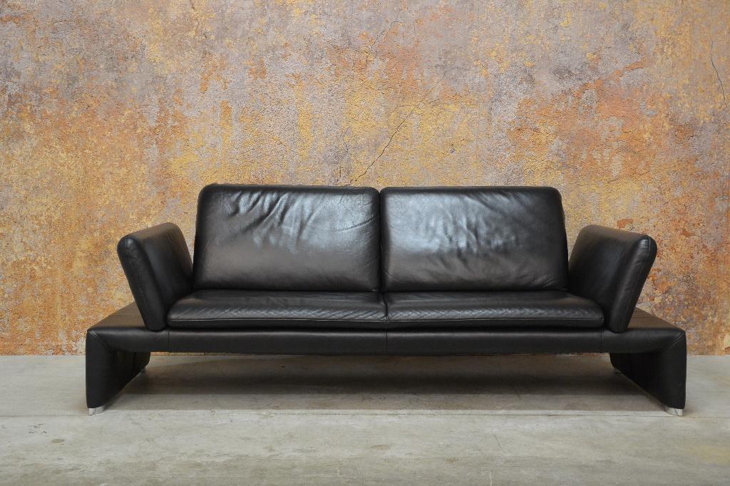 IZGS zwarte leren Framati design bank verstelbare armleuning, Framati, 150 tot 200 cm, Tweepersoons, 75 tot 100 cm