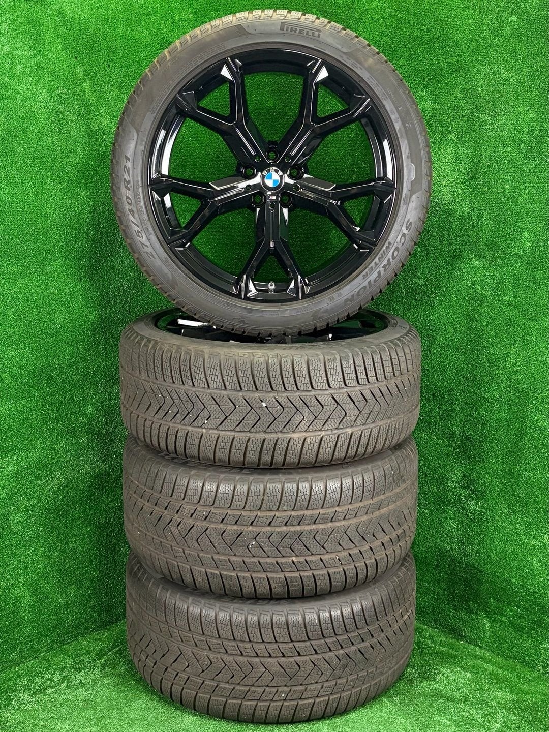 Originele 21 inch BMW 741M velgen winterbanden X5 X6 g05 g06, Gebruikt, 275 mm, Banden en Velgen, Germany
