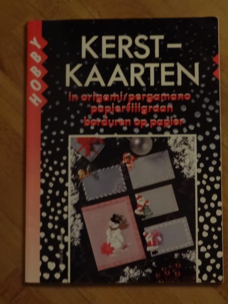 Kerstkaarten in origami/ pergamano papierfiligraan borduren, Ophalen of Verzenden, Zo goed als nieuw, Kerst, Overige typen