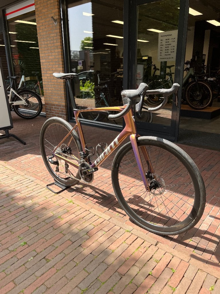 Giant Defy Advanced Pro - Maat L - Rival AXS- Disc - Carbon, Ophalen, 28 inch, Carbon, Giant