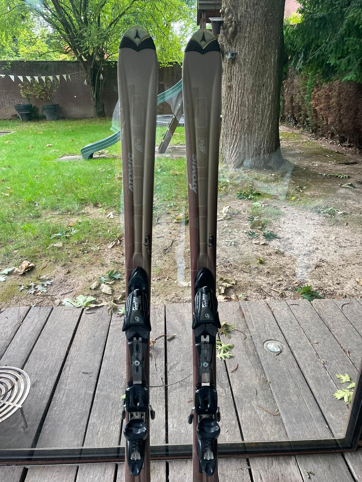 Skis van Atomic 160 cm, Ophalen, 140 tot 160 cm, Gebruikt, Carve