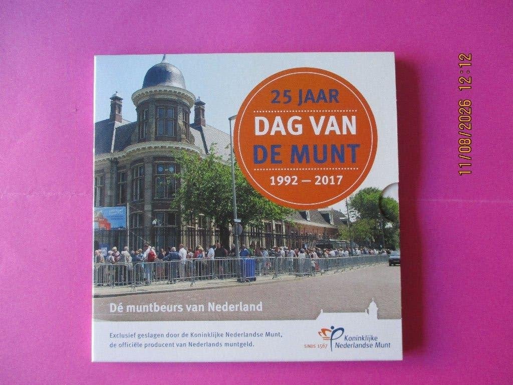 Dag van de munt set 2017 met zilveren penning  925/1000, Postzegels en Munten, Munten | Nederland, Vóór koninkrijk, Setje, Zilver