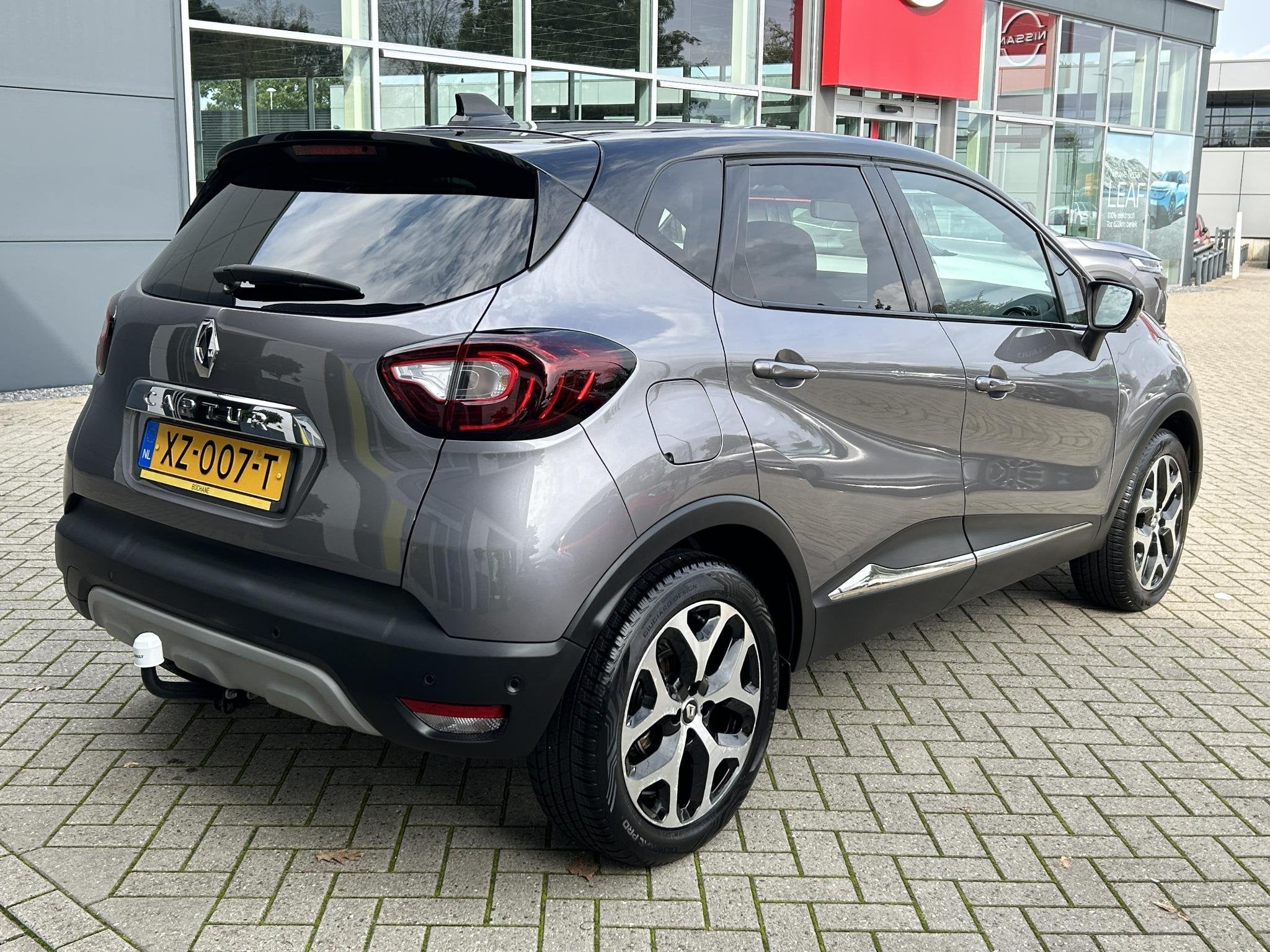 Renault Captur 1.3 TCe Intens | Automaat | Camera | Trekhaak, Stof, Gebruikt, 4 cilinders, 57 €/maand
