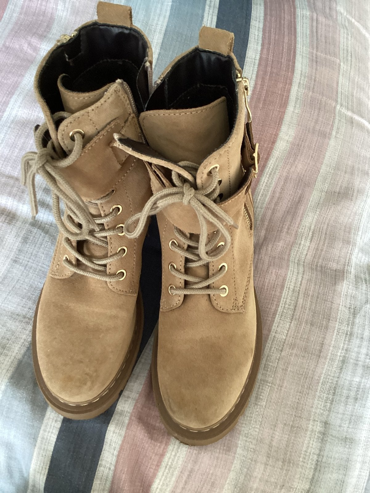 Landrover enkelboots maat 37, Beige, Lage of Enkellaarzen, Ophalen of Verzenden, Zo goed als nieuw