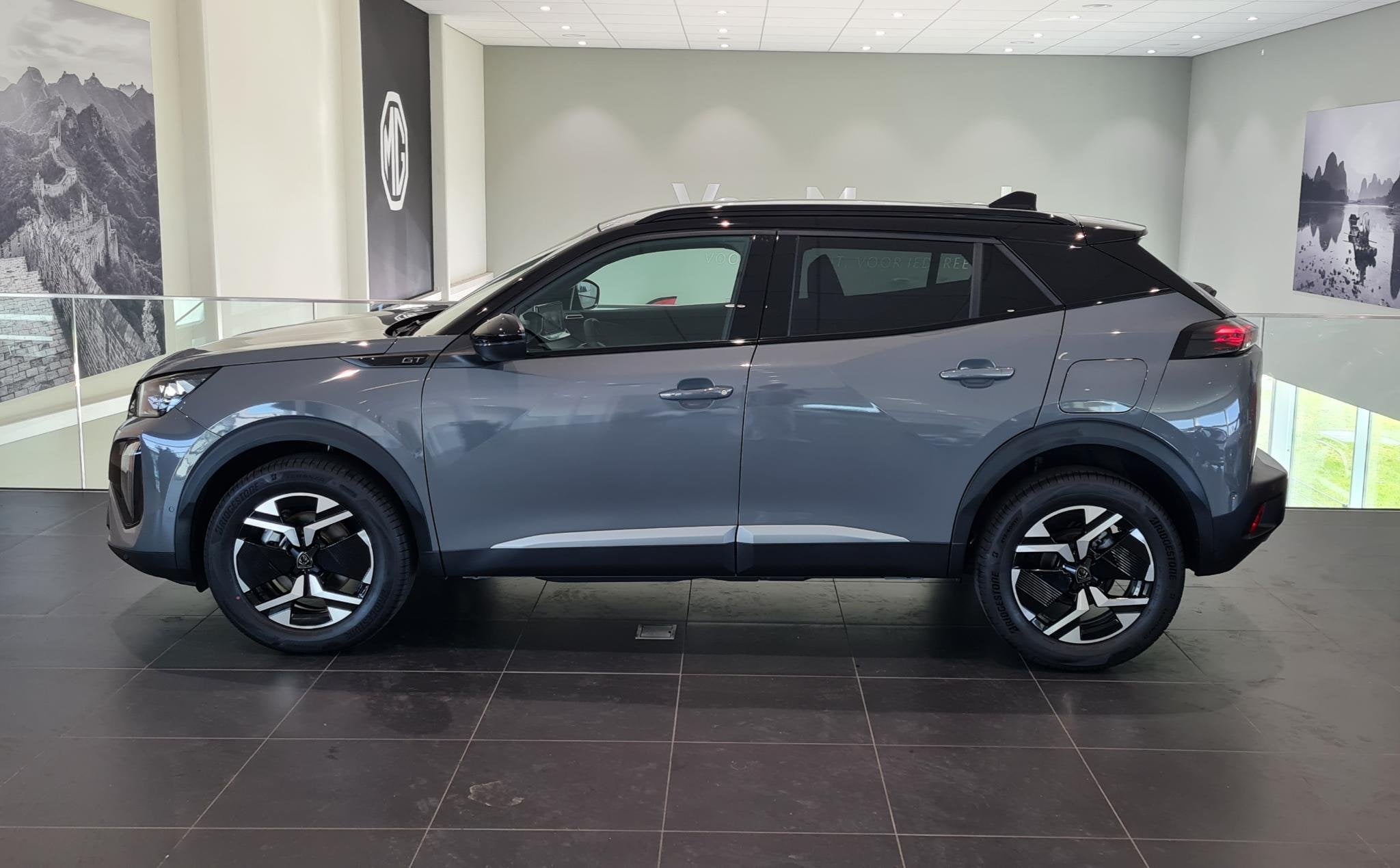Peugeot 2008 1.2 Hybrid 136 GT | Alcantara Bekleding | Stoel, Euro 6, 1199 cc, Bedrijf, Nieuw