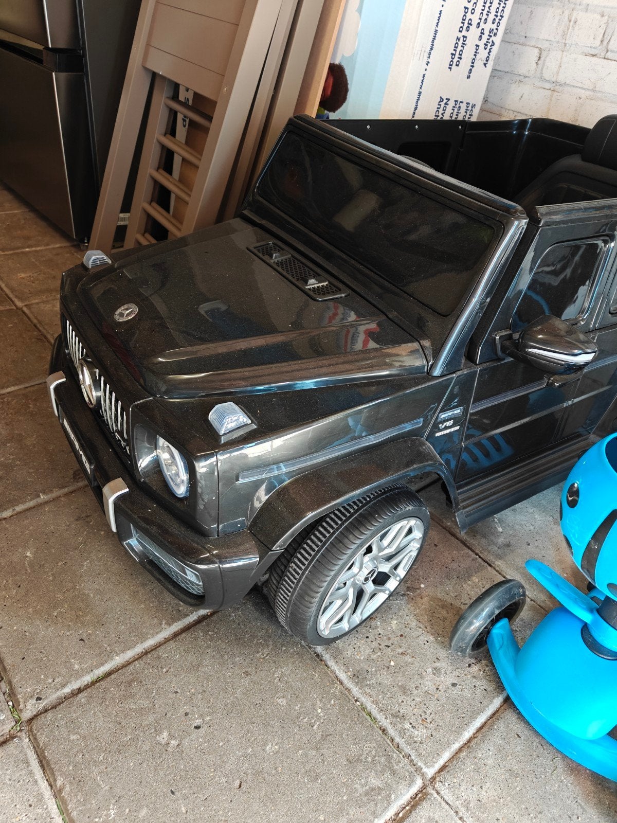 Mercedes Benz G 63 AMG elektrische kinderauto, Zo goed als nieuw