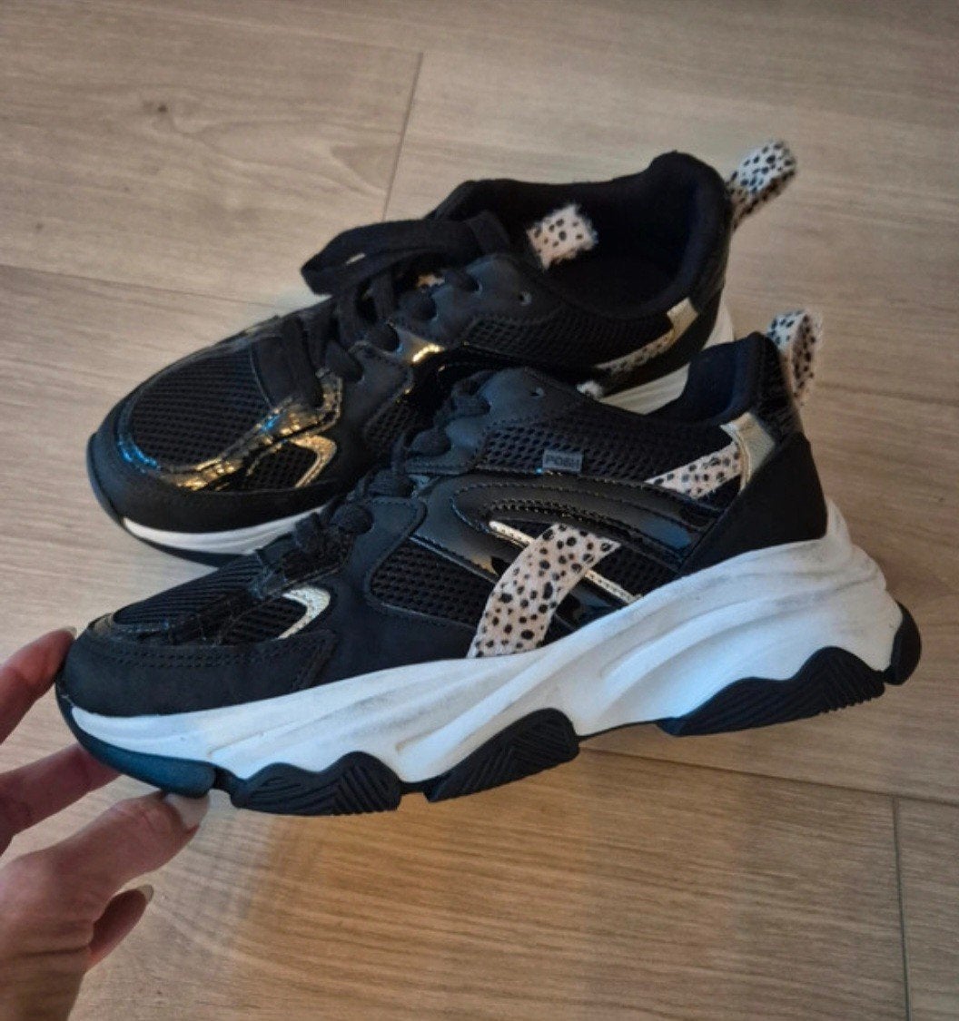 Poelman posh sneakers maat 40, Sport en Fitness, Basketbal, Ophalen of Verzenden, Zo goed als nieuw, Schoenen