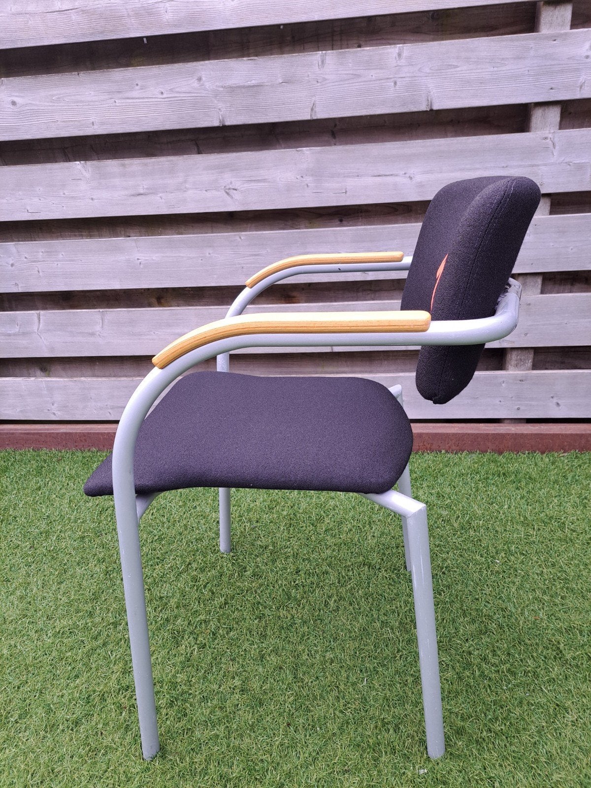 LANDE STOELEN/VERGADERSTOELEN, Ophalen, Zwart, Zo goed als nieuw, Stof