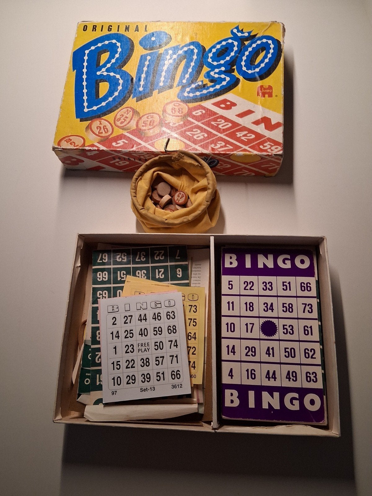 Vintage Bingo Spel - Compleet met Kaarten en Fiches, Vijf spelers of meer, Ophalen, Gebruikt, Jumbo