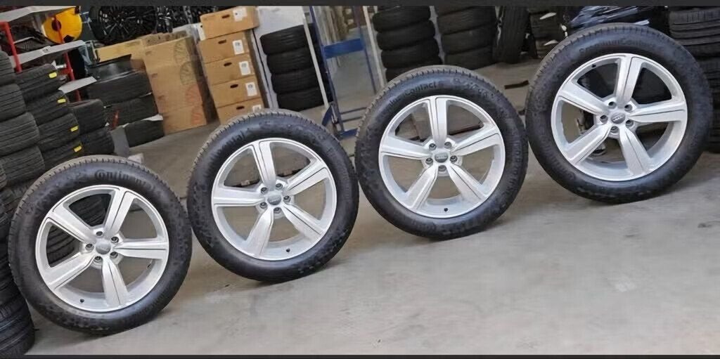 Nette 20" Orig AUDI Q7 E-TRON Velgen+A merk Banden 5x112, Gebruikt, -, -, Banden en Velgen