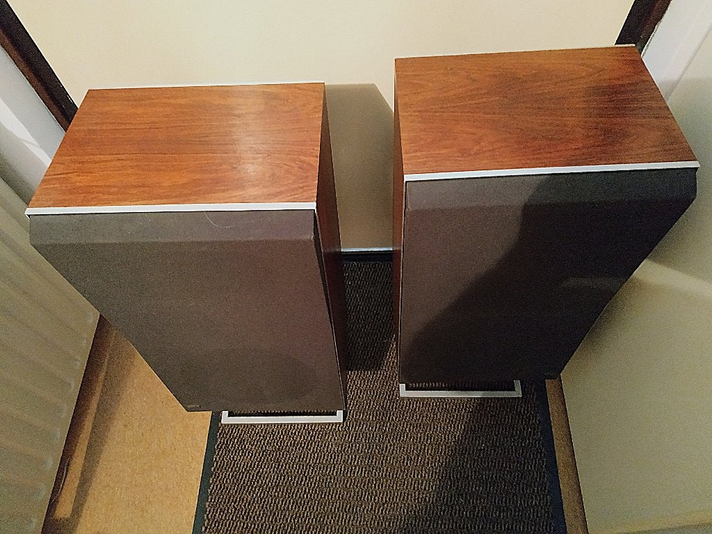 Bang & Olufsen Beovox S75 met originele standaarden, Speakerset, Zo goed als nieuw, 60 tot 120 watt, Ophalen
