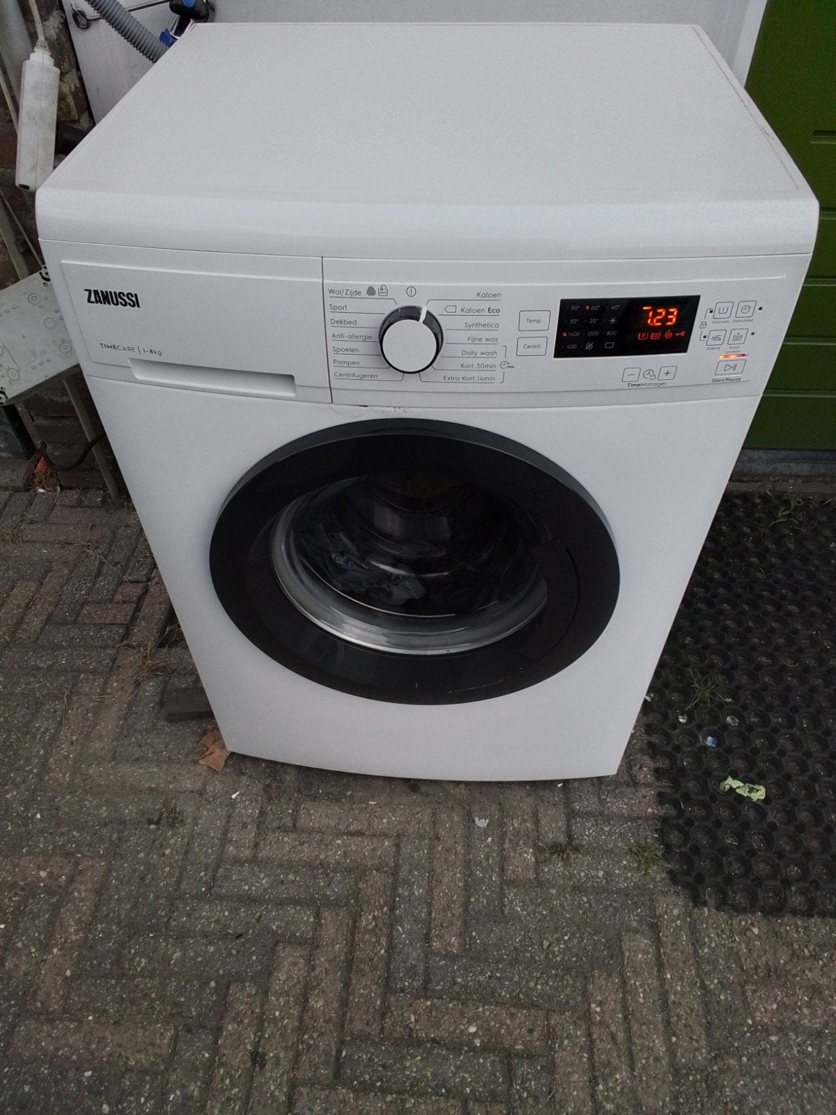 zannussi wasmachine 8 kg 1400 toeren, Ophalen
