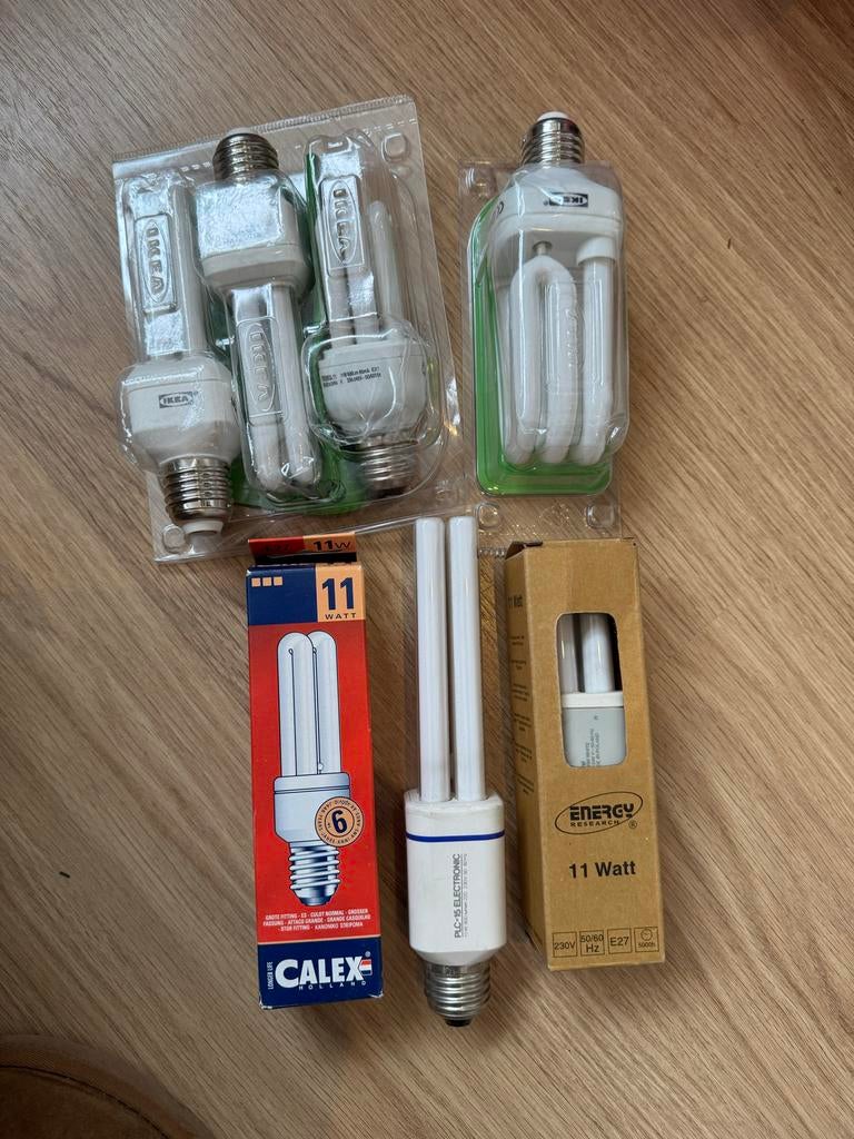 Diverse spaarlampen, nieuw en gebruikt (IKEA, Calex), 30 tot 60 watt, Nieuw, Spaarlamp, E27 (groot)