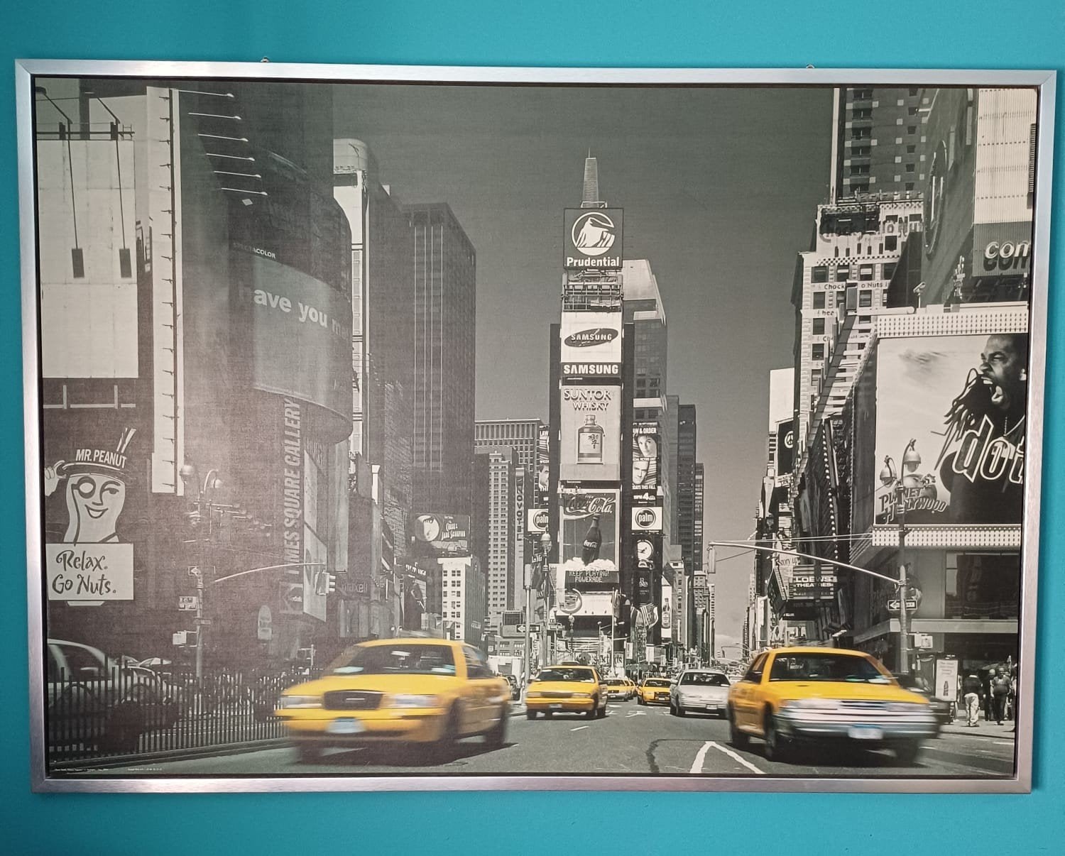 Ikea vilshult New York Times Square, Ophalen