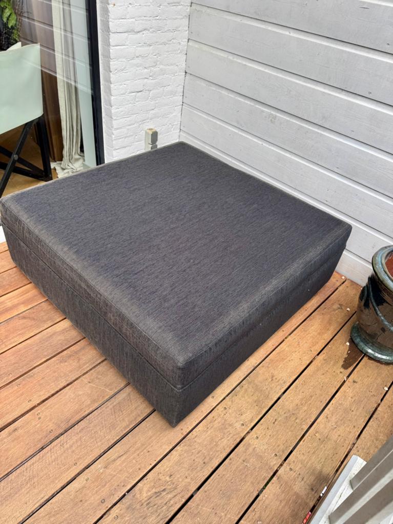 Leuke poef van Wolterinck, Huis en Inrichting, Tafels | Salontafels, Overige materialen, Gebruikt, Ophalen of Verzenden, Minder dan 50 cm