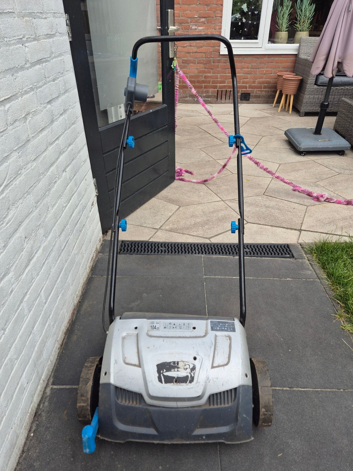 Verticuteermachine, Tuin en Terras, Grasmaaiers, Ophalen, Gebruikt, GAMMA