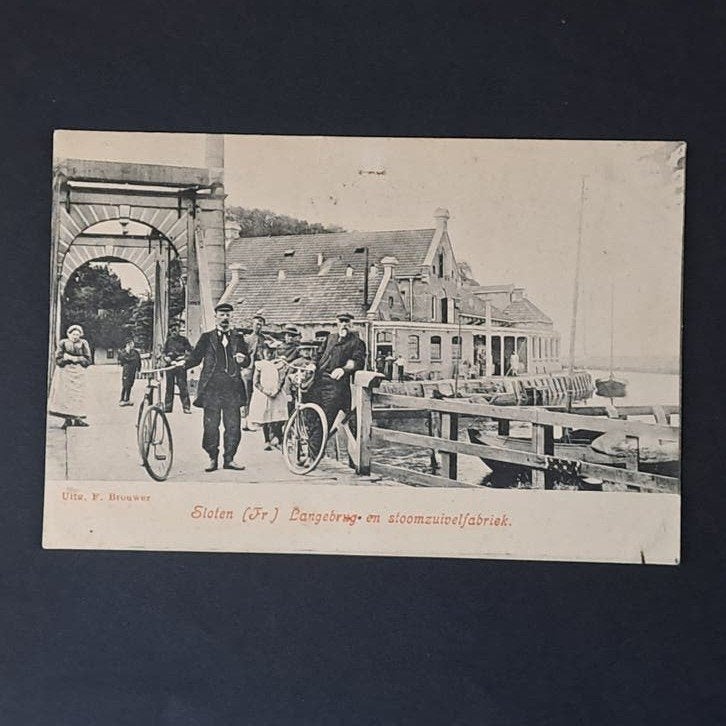 Sloten Friesland Langebrug en Stoomzuivelfabriek 1907, Ophalen of Verzenden, Voor 1920, Gelopen, Friesland