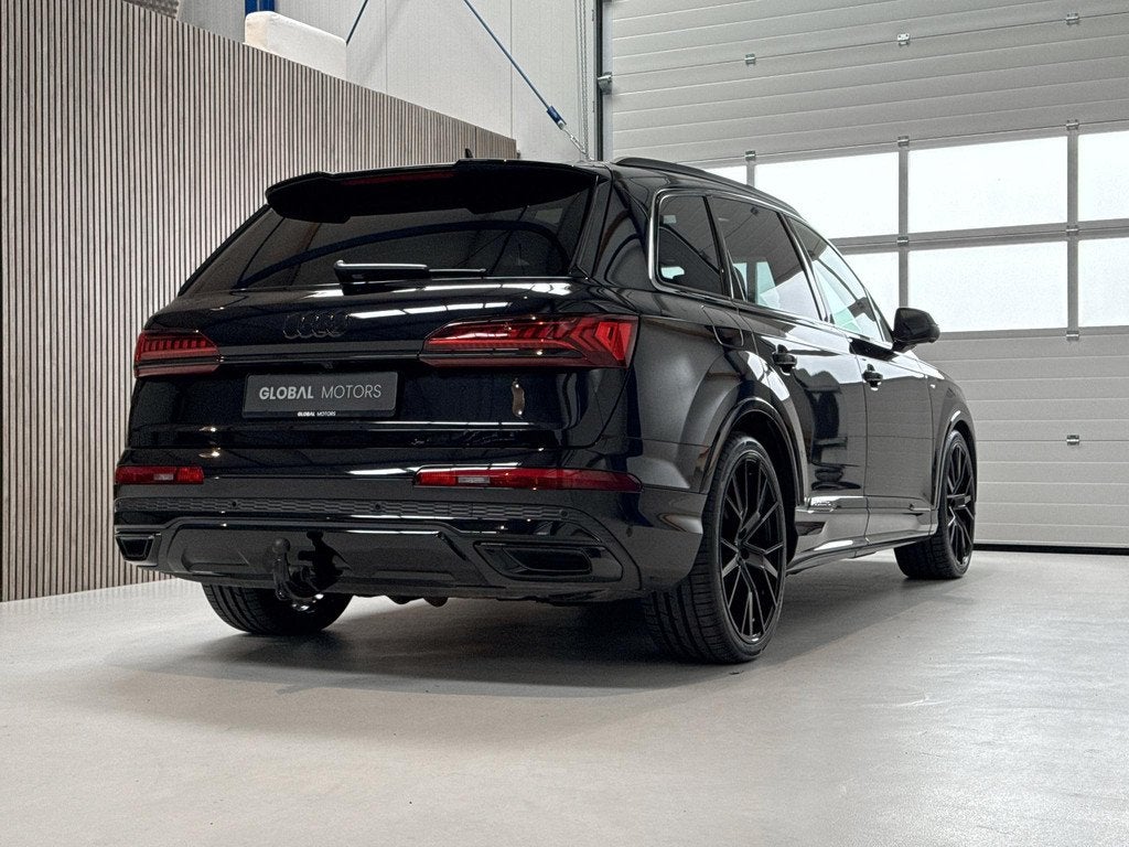 Audi Q7 60 TFSI e Quattro Competition - LUCHTVERING - PANORA, Auto's, Audi, Automaat, 14 kWh, Gebruikt, 2995 cc