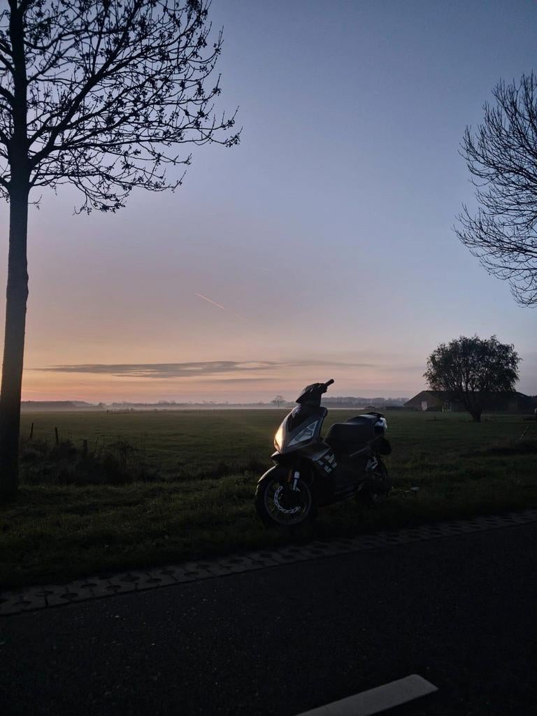 Peugeot Speedfight 3 70cc met Stage 6 krukas, Fietsen en Brommers, Brommeronderdelen | Scooters, Ophalen of Verzenden