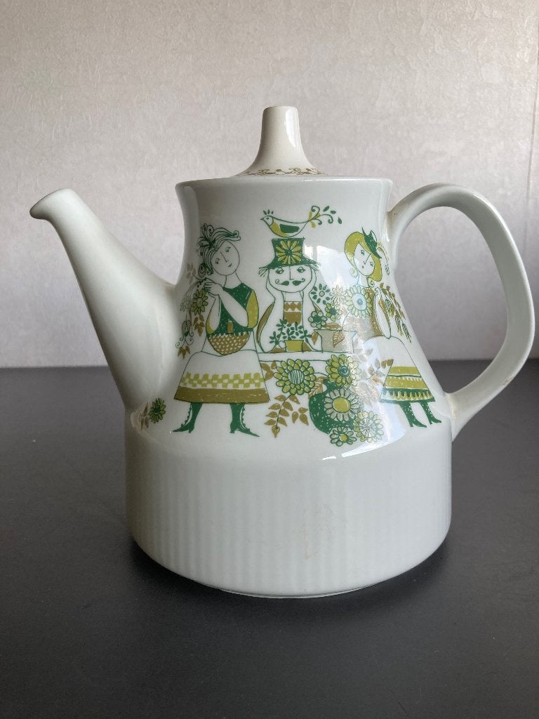 Turi design Market Theepot Figgjo klederdracht, Ophalen of Verzenden