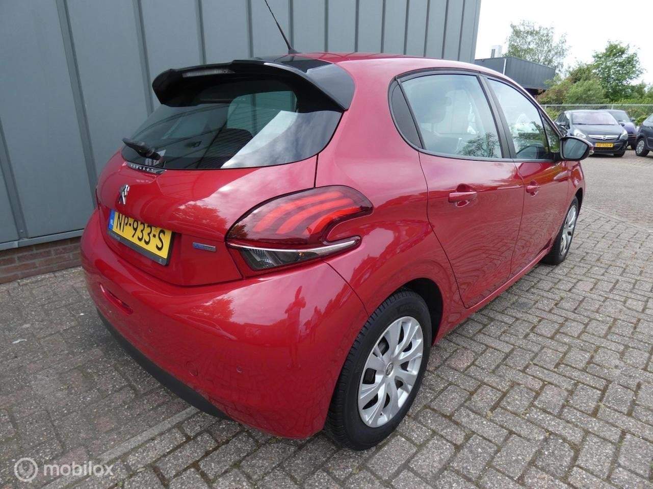Peugeot 208 1.2 PureTech Blue Lion Navi - Airco - Cruise - A, Auto's, Voorwielaandrijving, Stof, 1199 cc, 82 pk