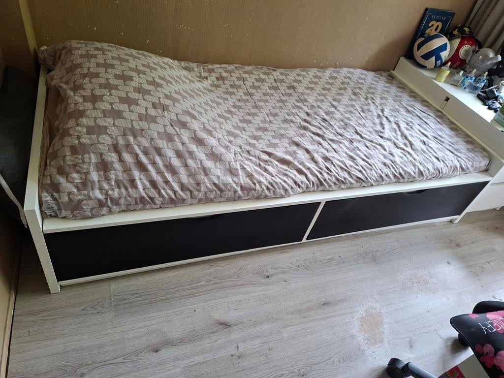 Bed Ikea flaxa 90x200 cm, Huis en Inrichting, Ophalen, Gebruikt, 90 cm, Eenpersoons