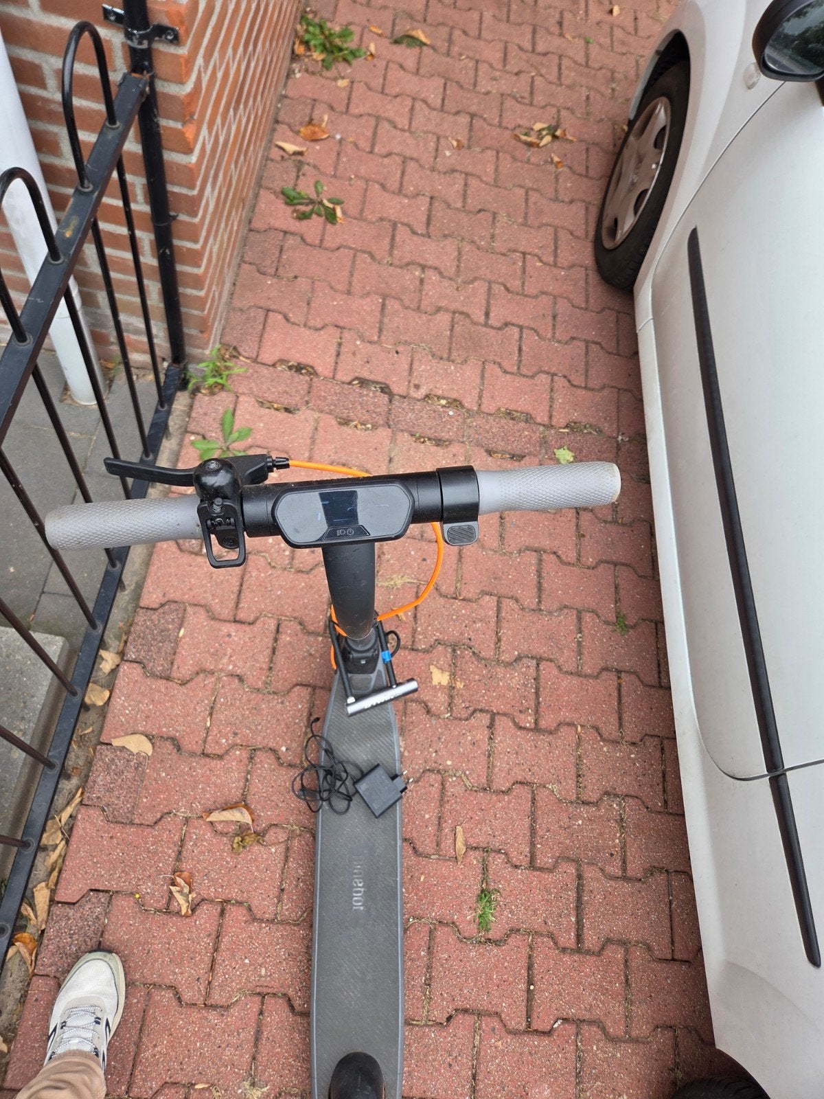 Ninebot elektrische step met oplader, Fietsen en Brommers, Ophalen of Verzenden, Gebruikt, Elektrische step (E-scooter), Ninebot