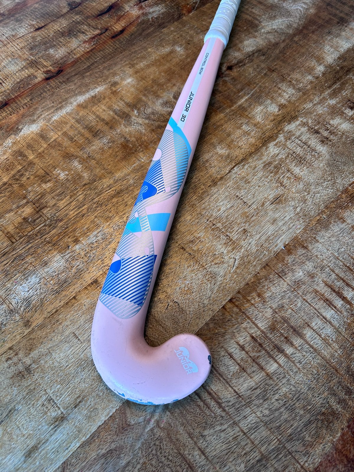 Roze Junior 30 hockeystick - Control Bow, Ophalen, Gebruikt, Stick