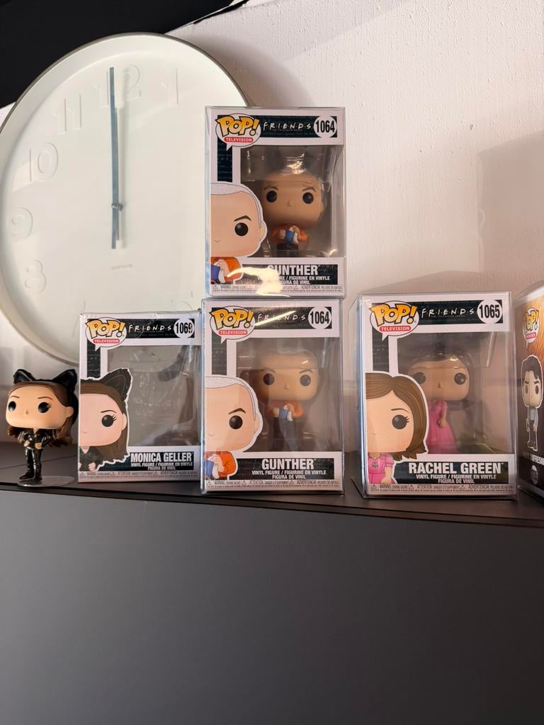 Funko pop friends gunther rachel en monica 1064 1065 1069, Verzamelen, Poppetjes en Figuurtjes, Ophalen of Verzenden, Zo goed als nieuw