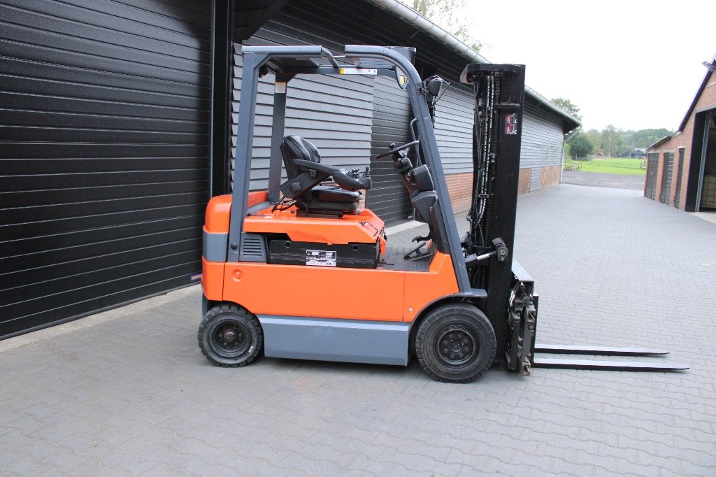 toyota 7fbmf25  hefruck elektrische triplex sidesift