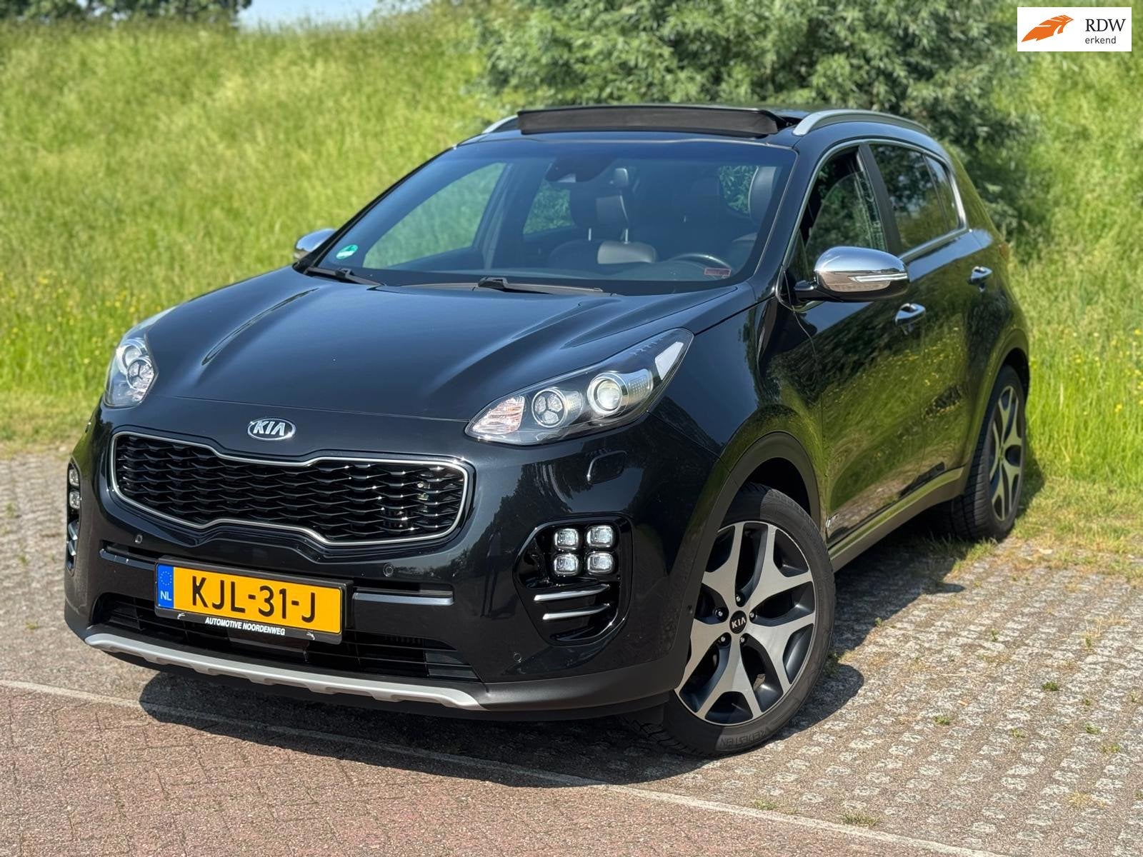 Kia SPORTAGE 1.6 T-GDI 4WD GT-Line First Edition / PANO, Auto's, Kia, Gebruikt, 4 cilinders, Leder, Bedrijf