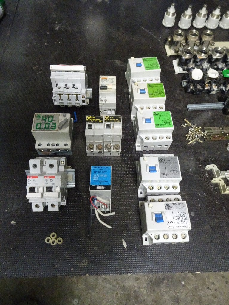 Meterkast materiaal hoofdschakelaars enz, Ophalen of Verzenden, Gebruikt, Overige typen