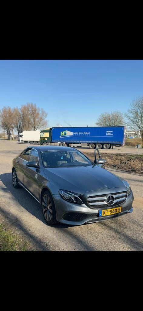 Mercedes-Benz E-Klasse E350 e Plug-in Hybrid 286pk 9G-TRONIC, Auto's, Automaat, Achterwielaandrijving, Zilver of Grijs, 1825 kg