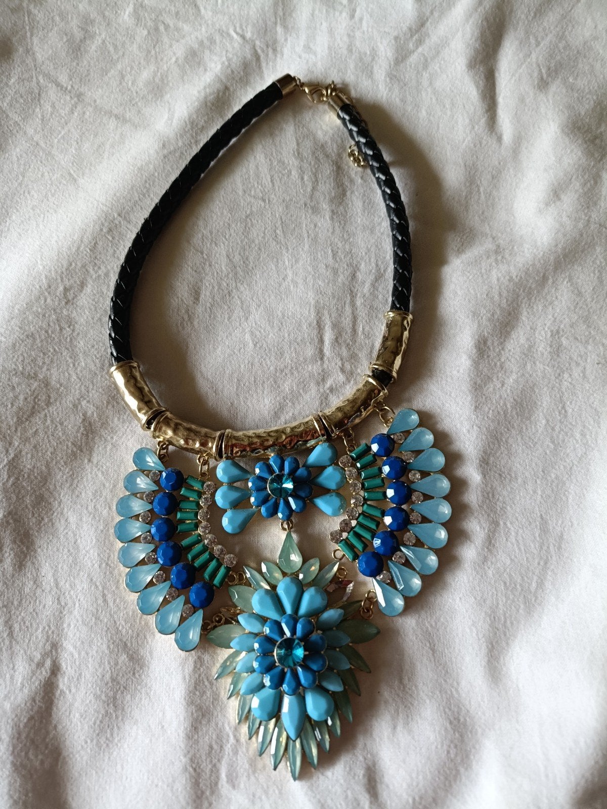 Statement ketting met blauwe en turquoise stenen, Sieraden, Tassen en Uiterlijk, Kettingen, Overige materialen, Met strass, Blauw