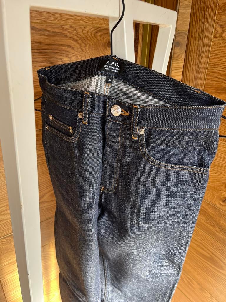 A.P.C. Paris New standard 26 inch waist, Ophalen of Verzenden, Nieuw, Blauw, W27 (confectie 34) of kleiner