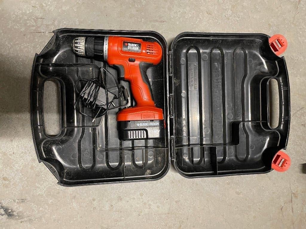 Black & Decker accu boormachine, Ophalen of Verzenden, Gebruikt, Boormachine