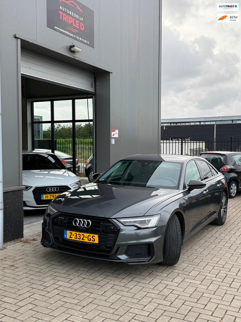 Audi A6 Limousine 55 TFSI e quattro Competition S - Line, Auto's, Automaat, Dealer onderhouden, Gebruikt, Euro 6