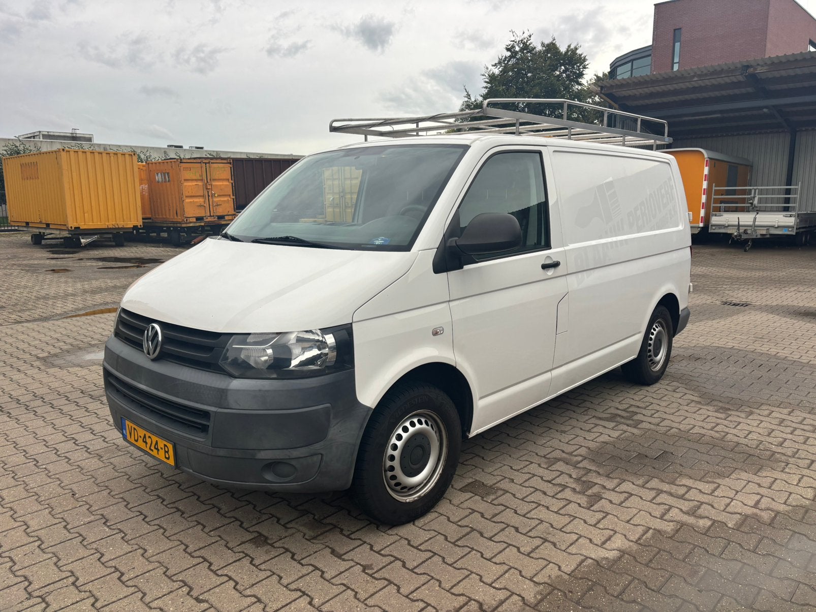 Volkswagen Transporter T5 met imperiaal en trekhaak NW APK, Voorwielaandrijving, 15 km/l, 4 cilinders, Volkswagen