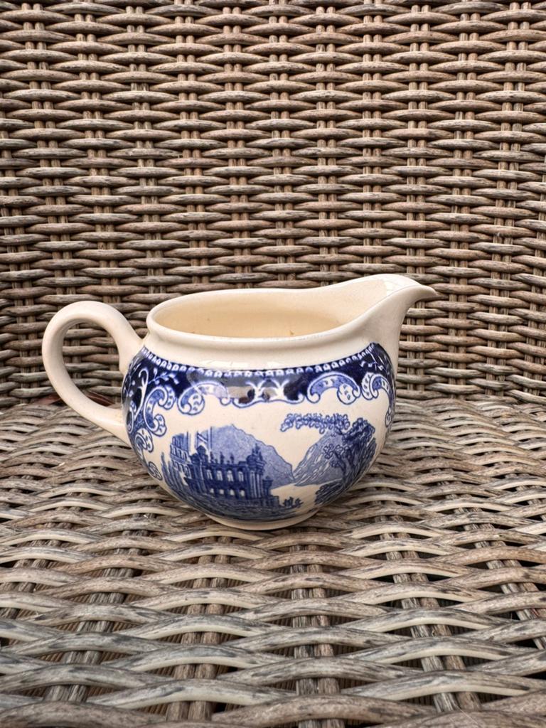 Melkkannetje regout castillo, Antiek en Kunst, Antiek | Servies los, Ophalen of Verzenden
