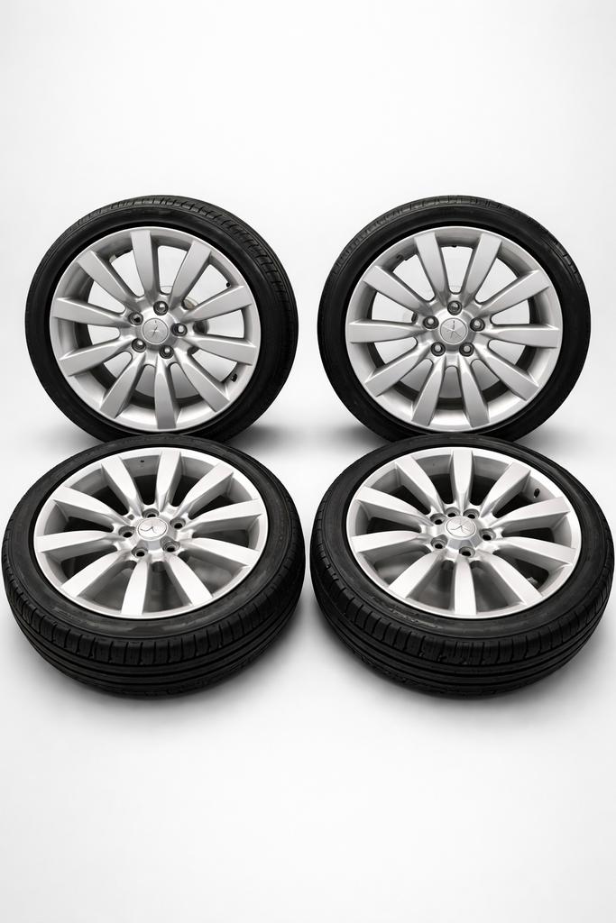 Pirelli zomerbanden op velg, Mitsubishi Lancer en JDM, Auto-onderdelen, Ophalen, 18 inch, Banden en Velgen, Personenwagen