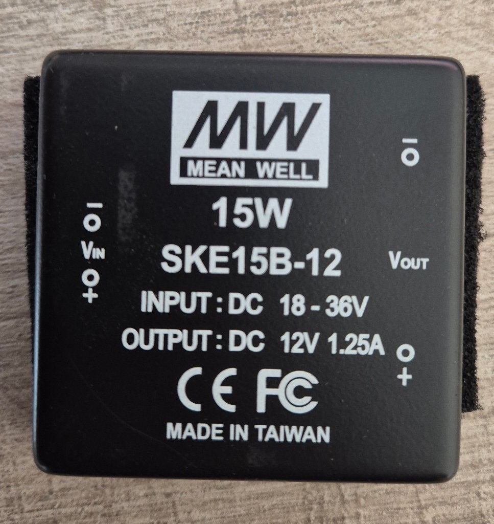 Mean Well DC-DC PSU - SKE15B-12  Vin 18-36V Vout 12V/1250mA, Ophalen of Verzenden, Nieuw